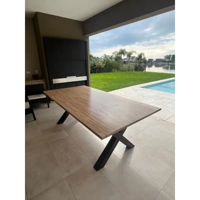 Meson Estilo Industrial Negro