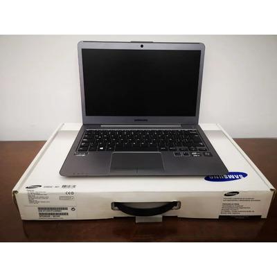 Notebook 13.3 Samsung Intel I5 Plateado